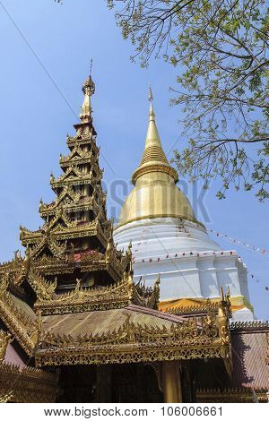 Golden Pagoda At Prakaew Dontao Temple
