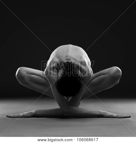 Imagem e foto de Nude Yoga (avaliação gratuita) | Bigstock