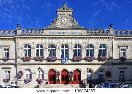 Laon Town Hall