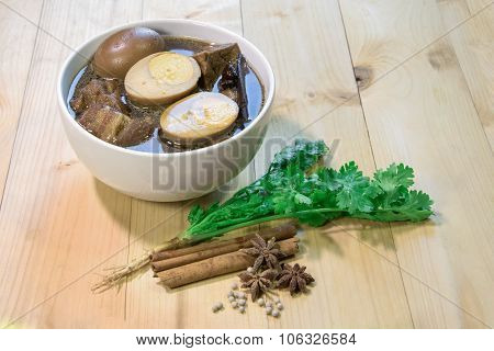 Eggs With Pork And Tofu Boiled In The Gravy