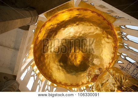Large Golden Buddha Goldleaf Roof Buddhist Culture And Life Style Temple Statues Asia