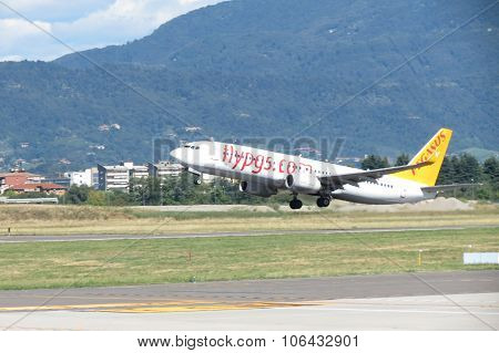 Pegasus Aircrat Taking Off