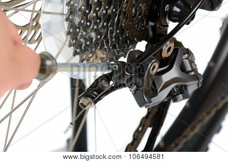 Adjusting Rear Derailleur