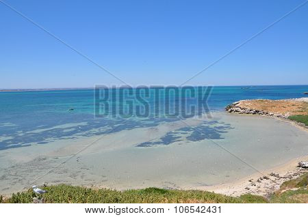 View from lookout over the Indian Ocean: Penguin Island