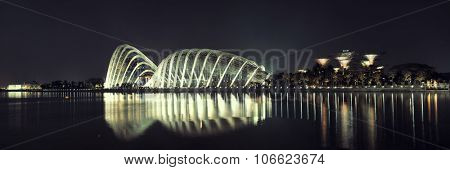 SINGAPORE - APR 5: Singapore Flower Dome on April 5, 2013 in Singapore. It is 4th largest financial center and 1 of 5 world busiest ports.