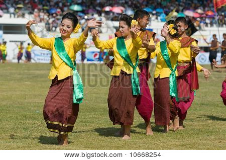 die jährlichen Elefant-Roundup in Surin, thailand