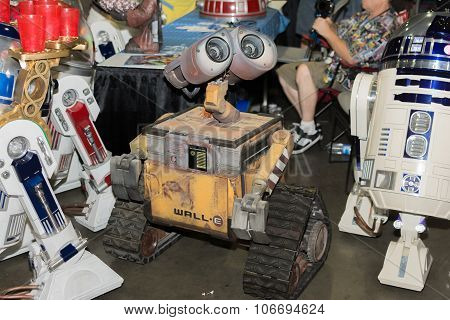 Wall-e Robot Toy Character