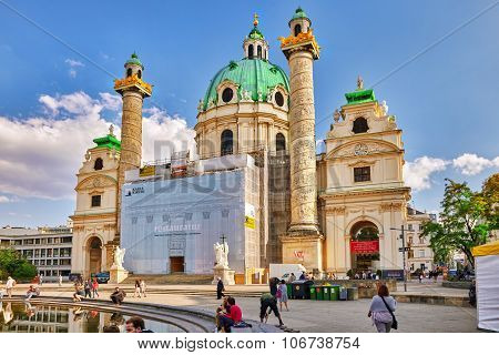Vienna, Austria-spetember 10, 2015:charles Church (karlskirche) On Charles' Square(karlsplatz),vienn