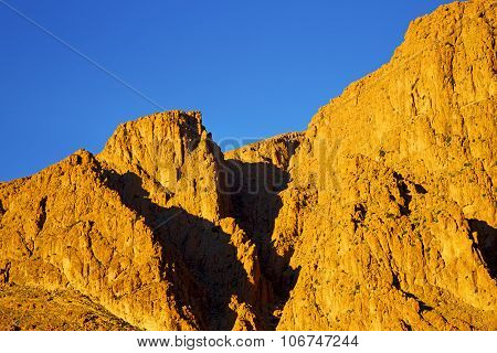 In Todra Africa