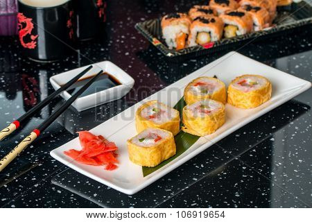 Sushi Roll With Scallop And Tomago