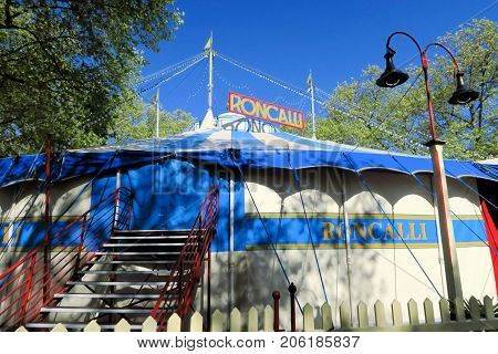 COLOGNE, GERMANY - MAY 8 : Roncalli circus in a park on May 8, 2016.