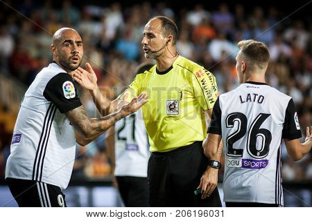VALENCIA, SPAIN - SEPTEMBER 19: Zaza talks with Refereee during Spanish La Liga match between Valencia CF and Malaga CF at Mestalla Stadium on September 19, 2017 in Valencia, Spain