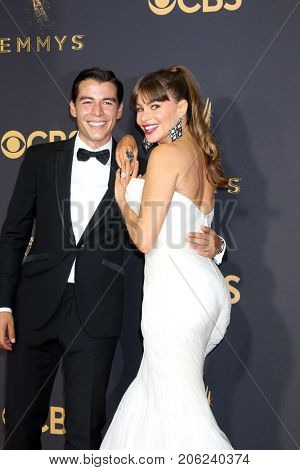 LOS ANGELES - SEP 17:  Manolo Vergara, Sofia Vergara at the 69th Primetime Emmy Awards - Arrivals at the Microsoft Theater on September 17, 2017 in Los Angeles, CA