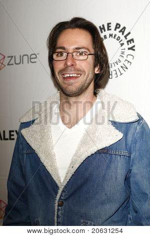 BEVERLY HILLS - 12 de MAR: Martin Starr llegando en el evento de 2011 Paleyfest honrando Freaks and Geeks