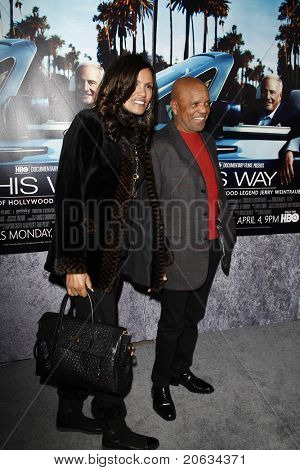 LOS ANGELES - MAR 22: Berry Gordy, hodnocení dospět Los Angeles HBO premiéra 