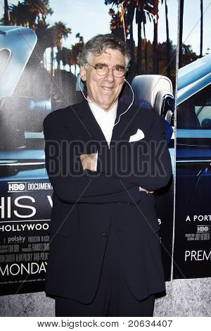 LOS ANGELES - MAR 22: Elliot Gould ankommer til Los Angeles HBO Premiere af hans måde på Paramoun