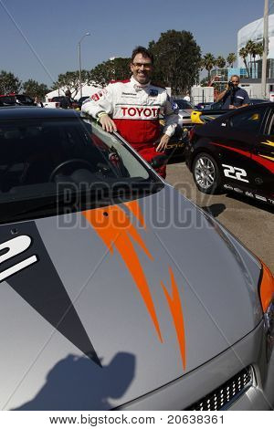 LOS ANGELES - 7 Nisan: Tim uzun Bea Toyota Pro/ünlü yarış için basın günü katılıyor Daly