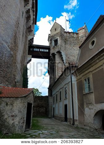 Pernstejn Castle is a castle on a rock above the village of Nedvedice some 40 kilometres 25 mi northwest of Brno in the South Moravian Region Czech Republic.