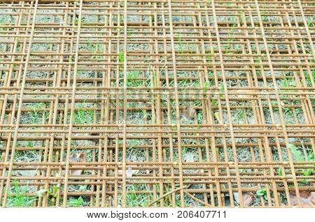 Reinforcement gratings for building construction foundation base on the ground