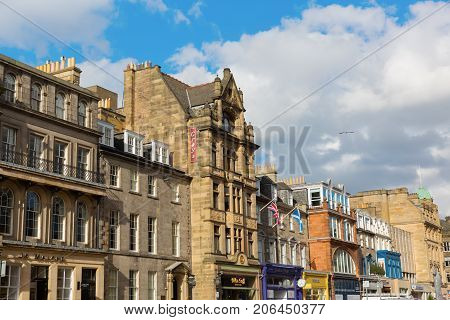 Old Row Buildigns In The New Town Of Edinburgh, Uk