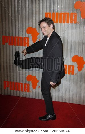 LOS ANGELES - NOV 11: Chris Kattan al PUMA presenta il partito africano Bazaar a Los Angeles, Altamarea
