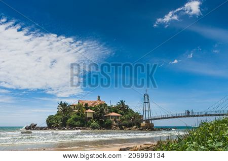 Parevi Dupatha Temple - Buddhist temple on Pigeon Island in front of the Matara city in Sri Lanka