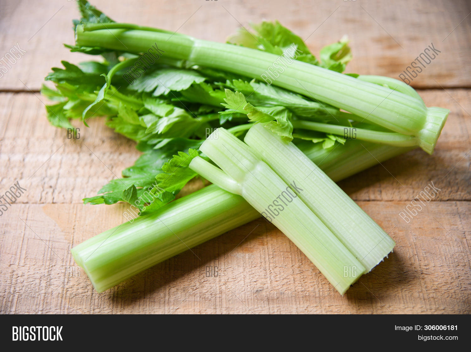 Imagen y foto Celery Sticks Leaf (prueba gratis) Bigstock
