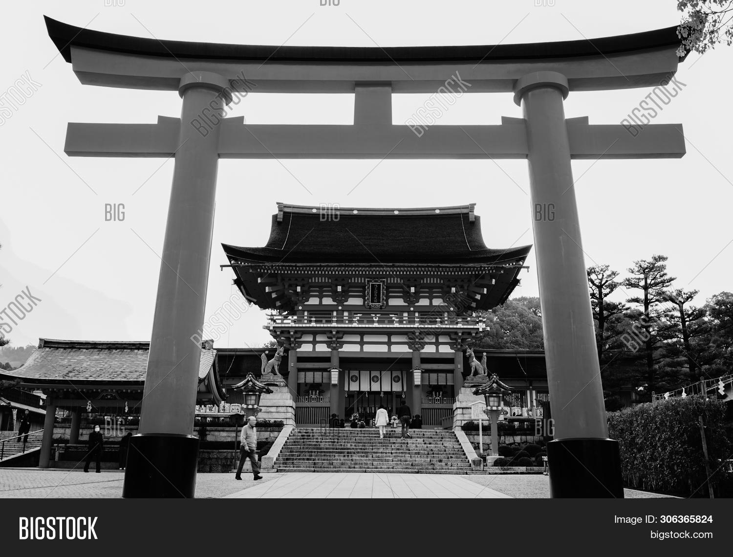 Kyoto Japan Apr 6 Image Photo Free Trial Bigstock