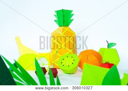 Concept Fruit Juice, Element Reklama. Splash From Lemon