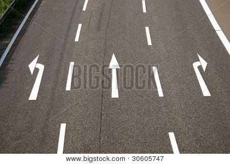 左、右、まっすぐですか？