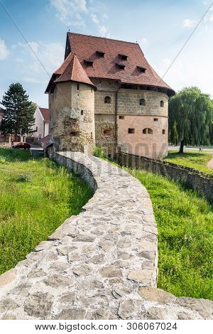 Bardejov, Slovakia - August 10, 2015: Fat Tower In Bardejov Is Part Of Best Preserved City Wall Comp