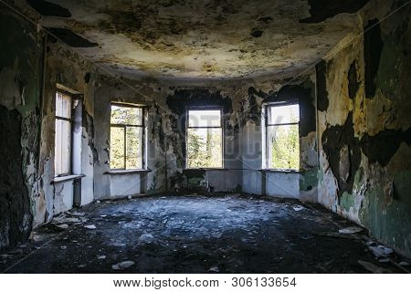 Tskaltubo, Georgia - April 27, 2019: Detail Of The Abandoned Soviet Sanatorium In Tskaltubo, Georgia