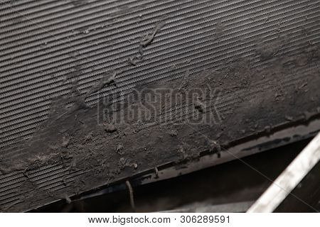 Regular Maintenance And Repair Of The Car After Malfunction In The Air-conditioning System And Engin