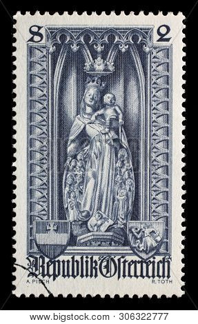 AUSTRIA - CIRCA 1969: Stamp printed in the Austrian, is dedicated to 500th anniversary of Diocese of Vienna, shows the statue of Protective mantle Madonna in St. Stephens Cathedral, Vienna, circa 1969