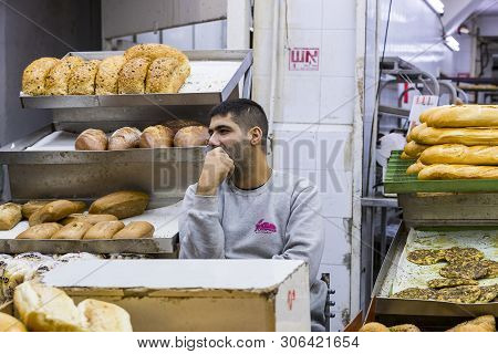 Tel Aviv , Israel - 21 November 2017: Sellers On The Old Grocery Street Nahalat-benjamin