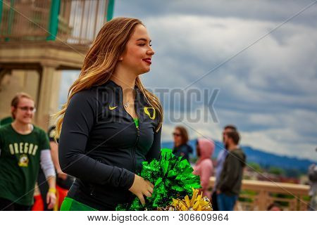 Portland Grand Floral Parade 2019