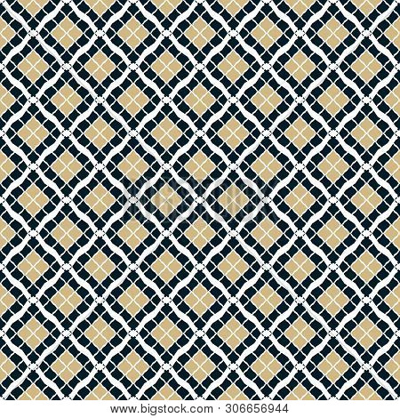 Vector Geometric Seamless Pattern In Oriental Style. Luxury Abstract Background. Simple Graphic Orna