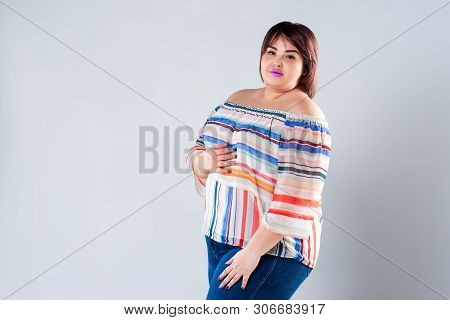 Plus Size Fashion Model In Casual Clothes, Fat Woman On Gray Background