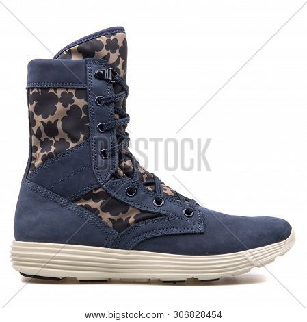 Vienna, Austria - August 10, 2017: Nike Lunaracer Sfb Lib Qs Obsidian And Khaki Sneaker On White Bac