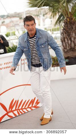 CANNES, FRANCE - MAY 18, 2019: Antonio Banderas attends the photocall for 