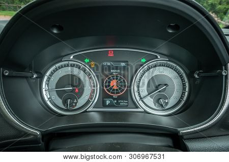 Suzuki Vitara Dashboard