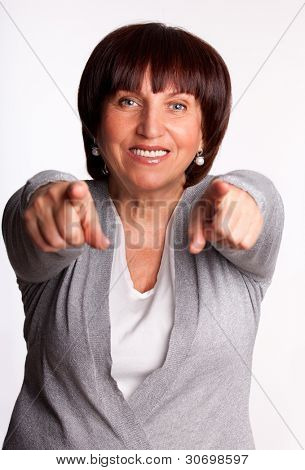 Succes en gelukkig medio volwassen vrouw