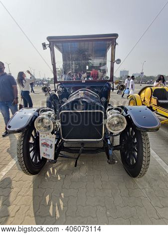 31st Jan 2021, Bandra, Mumbai, Vintage Car Exhibition, Mumbai Art Festival 2021.