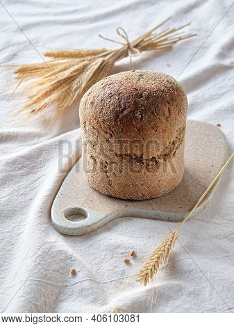 Dinkelbrot In German That Means Spelt Wholemeal Bread. The Wheat Alternative. Spelt Is An Ancient Gr