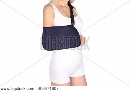 Shoulder Joint Brace. Bandage On The Shoulder Joint (scarf) With Additional Fixation. Deso Handwrap.