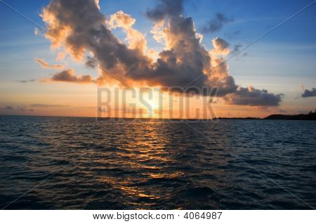 BoraBora tramonto