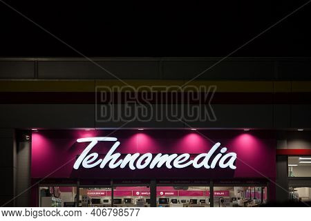 Belgrade, Serbia - January 17, 2021:  Tehnomedia Logo In Front Of Their Shop For Belgrade. Tehnomedi