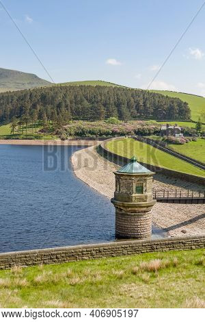 Kinder Reservoir, A Water Storage Reservoir For Drinking Water In Peak District, Derbyshire, Uk. The