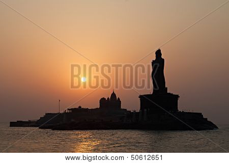 Vivekananda And Thiruvalluvar Statues