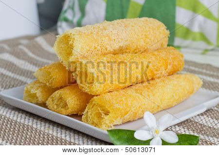 Khanom La
